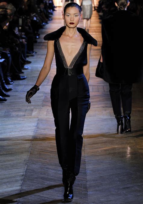 saint laurent kleidung